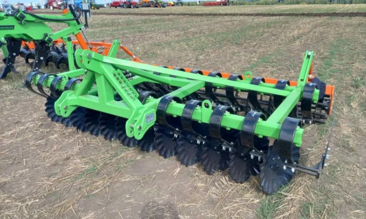 Дисковий лущильник ШАРК 3.2 навісний, ціни знижено, розпродаж складських залишків - фото № 2