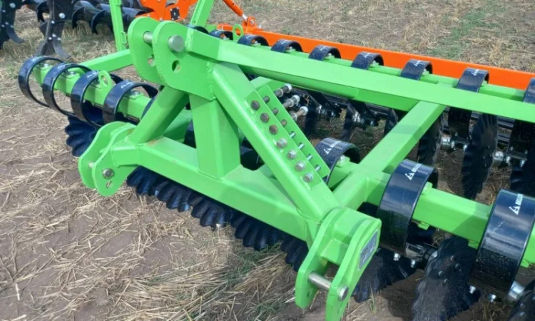 Дисковий лущильник ШАРК 3.2 навісний, ціни знижено, розпродаж складських залишків - фото № 3