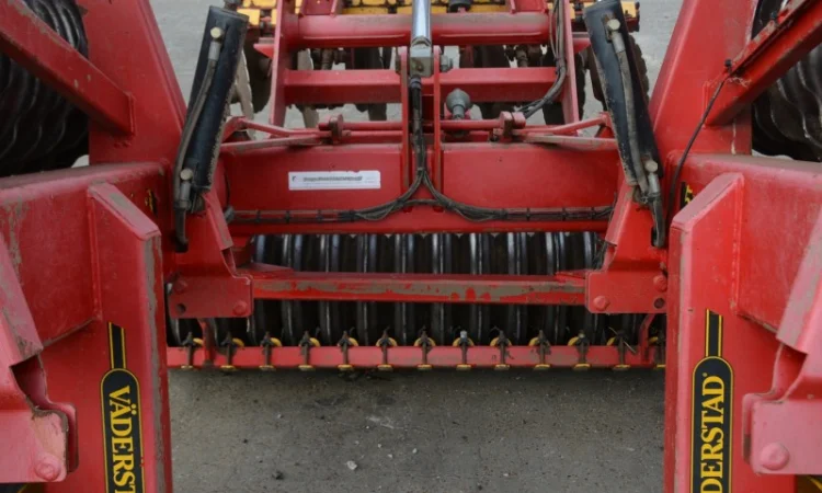 Борона VÄDERSTAD Carrier 500 - фото № 6