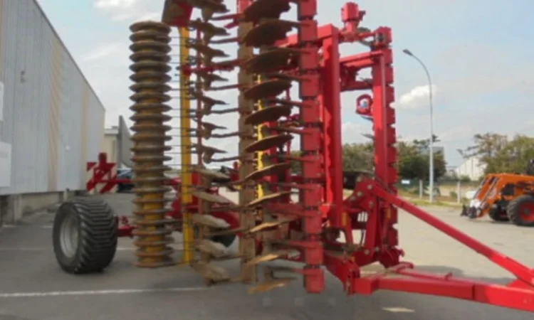 Дискова борона Pöttinger TERRADISC 6000 T - фото № 1