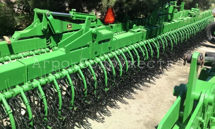 Борона ротационная-мотыга John Deere - фото № 2