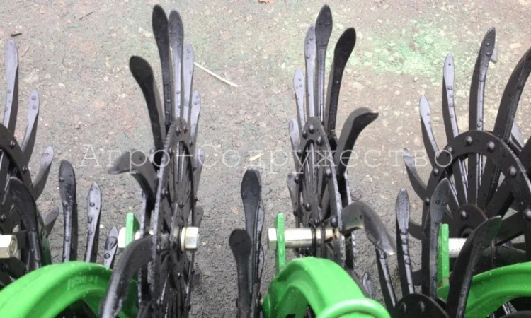 Борона ротационная-мотыга John Deere - фото № 5