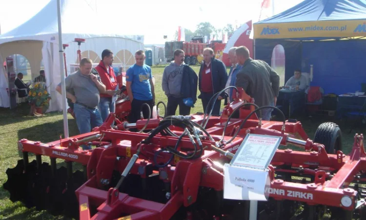 Полуприцепная борона Pallada Паллада 4000(4 метровая) - фото № 1
