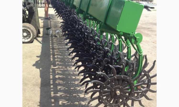 Борона-мотыга ротационная John Deere 400 Джон Дир (4, 6, 6, 9, 12 м.) - фото № 4