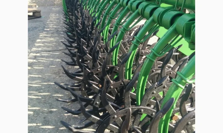 Борона-мотыга ротационная John Deere 400 Джон Дир (4, 6, 6, 9, 12 м.) - фото № 6