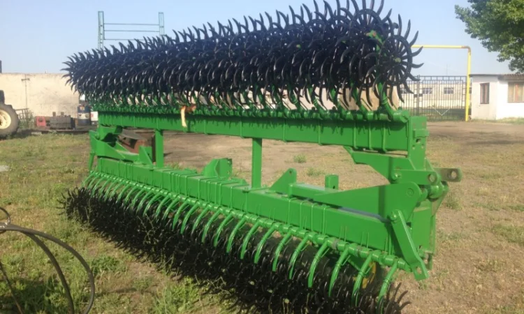 Американская Борона мотыга ротационнаяJohn Deere Джон Дир 9м. складная - фото № 1