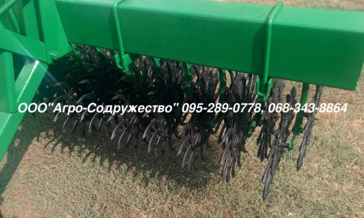 Борона мотыга ротационная John Deere Джон Дир 4.6/6/9/12м. по пропашным культурам - фото № 2