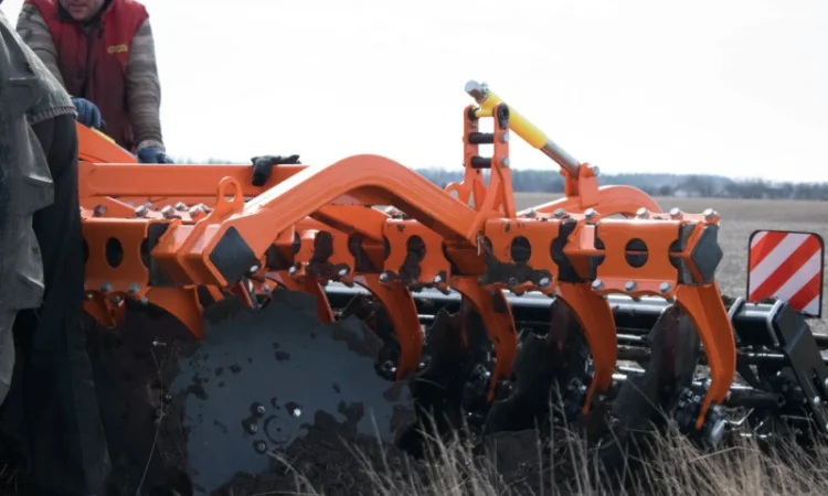 Дисковая борона таурус-2.4 н - фото № 1