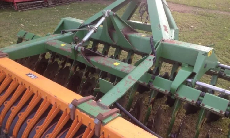 Дискова борона Amazone Catros 4001 з Європи, лущильник, дискатор / Амазон Катрос - фото № 1