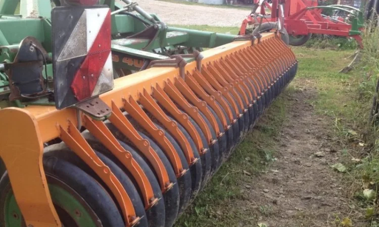 Дискова борона Amazone Catros 4001 з Європи, лущильник, дискатор / Амазон Катрос - фото № 6