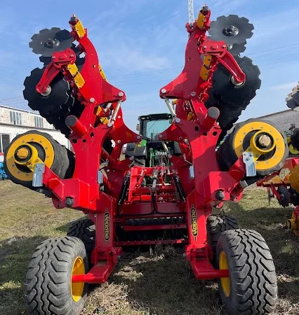 Новий дискатор Vaderstad Carrier 650 (виставкова машина) - фото № 1