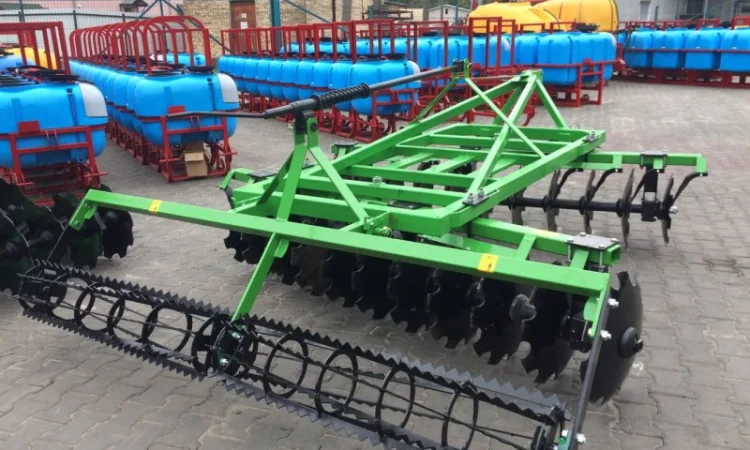 Дисковая борона 1.3 - 1.5 - 1.8 - 2.0 - 2.2 - 2.4 - 2.7 - 3.15 м Bomet Бомет - фото № 1