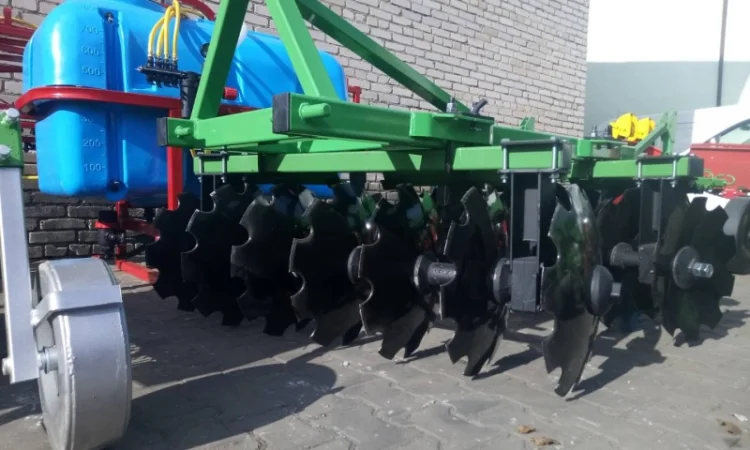 Дисковая борона 1.3 - 1.5 - 1.8 - 2.0 - 2.2 - 2.4 - 2.7 - 3.15 м Bomet Бомет - фото № 11