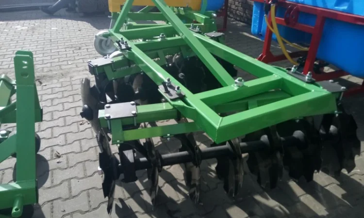 Дисковая борона 1.3 - 1.5 - 1.8 - 2.0 - 2.2 - 2.4 - 2.7 - 3.15 м Bomet Бомет - фото № 10