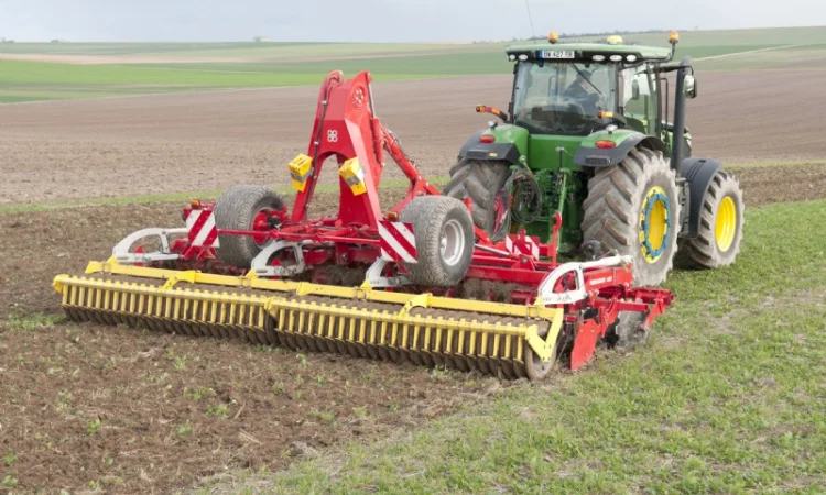 Дискова борона PÖTTINGER TERRADISC 5001T дискова борона борона дисковая - фото № 1