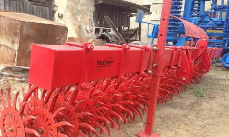 Ротационная борона Yetter 3400 - фото № 1