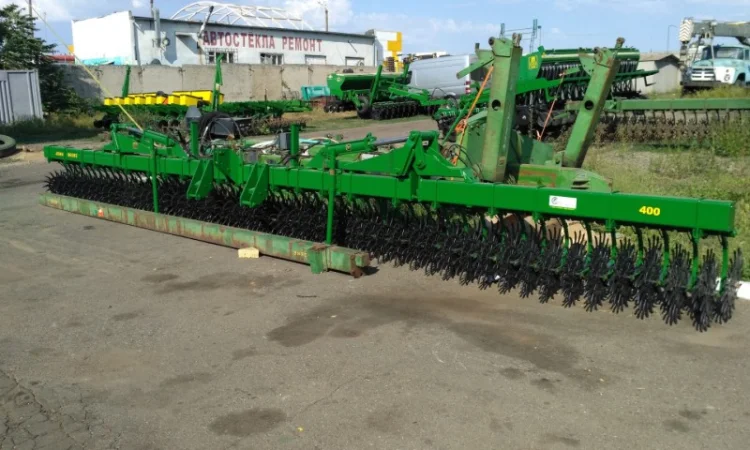 Складная 9 метровая борона ротационная John Deere под МТЗ 892 - фото № 3