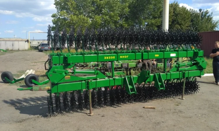 Складная 9 метровая борона ротационная John Deere под МТЗ 892 - фото № 7