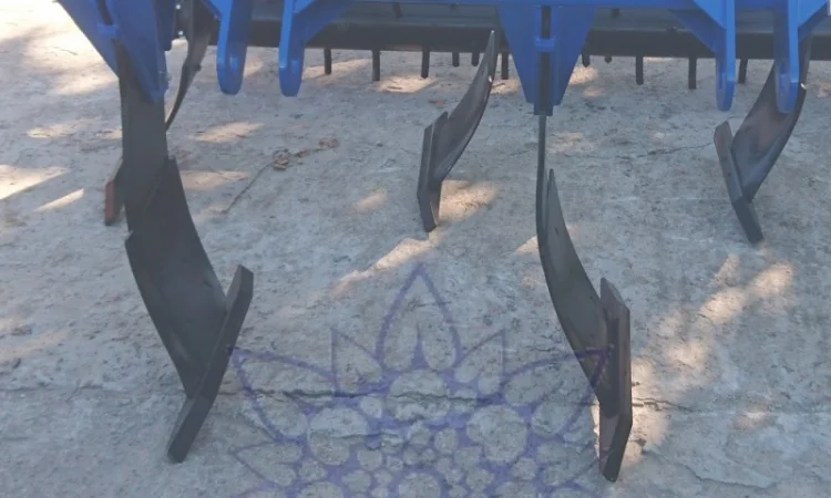 ГР-3, 5 Глубокорыхлитель для трактора 190-280 л. с., купити розрихлювач у виробника - фото № 15