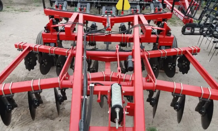 CASE IH Ecolo-Tiger 530 Кейс Эколо-Тайгер 530 дисколаповый глубокорыхлитель на 5 лап - фото № 3