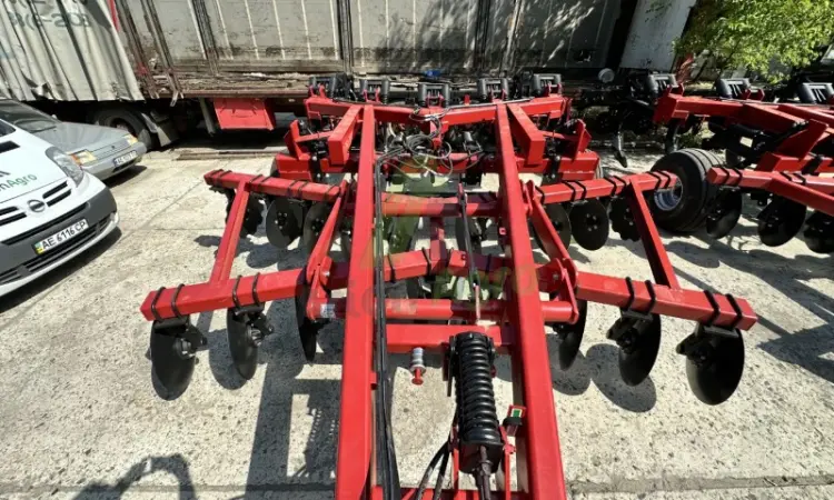 Глубокорыхлитель Case IH Ecolo Tiger 530 C - фото № 8