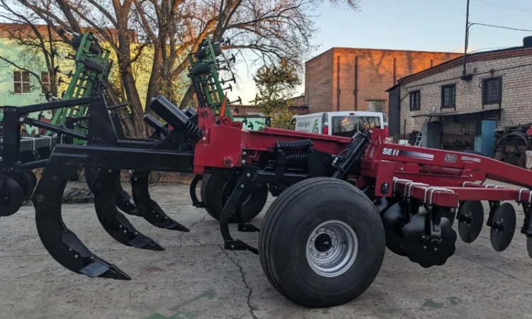 Глубокорыхлитель Case IH Ecolo Tiger 530 C - фото № 3