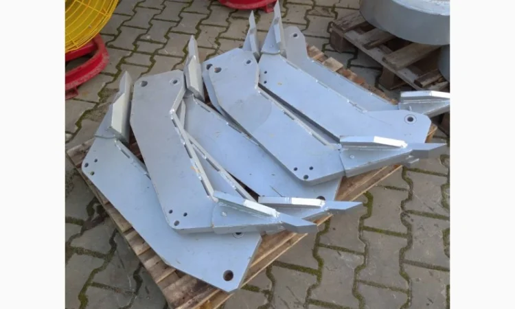 Глубокорыхлитель рыхлитель чизель 3 - 4 лапы стойки Бомет Bomet Польша - фото № 2