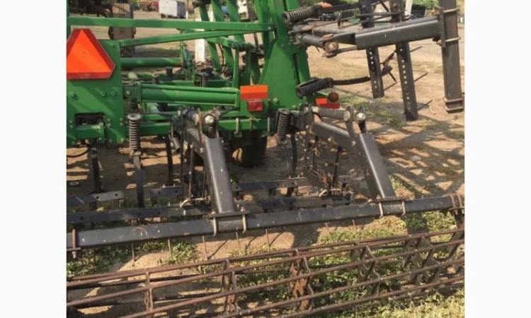 Культиватор John Deer 2210, ширина захвата 10.8 m - фото № 6