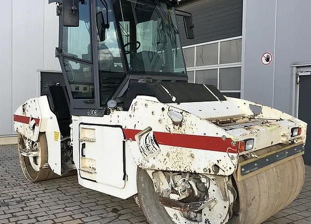 Купить Двухвальцовый каток Hamm DV 90 VO - фото № 16