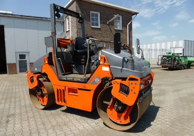 Двухвальцевый каток Hamm DV40VV - фото № 1