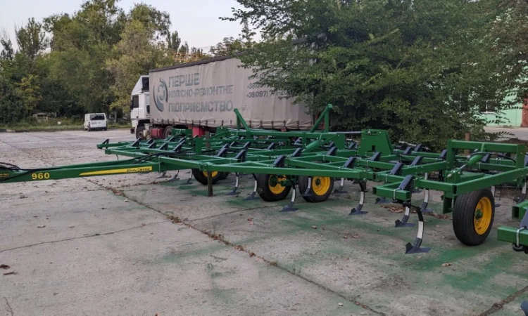 Культиватор JOHN DEERE 960 - 10м. паровой/предпосевной Джон Дир - В НАЛИЧИИ + КАТКИ - фото № 4