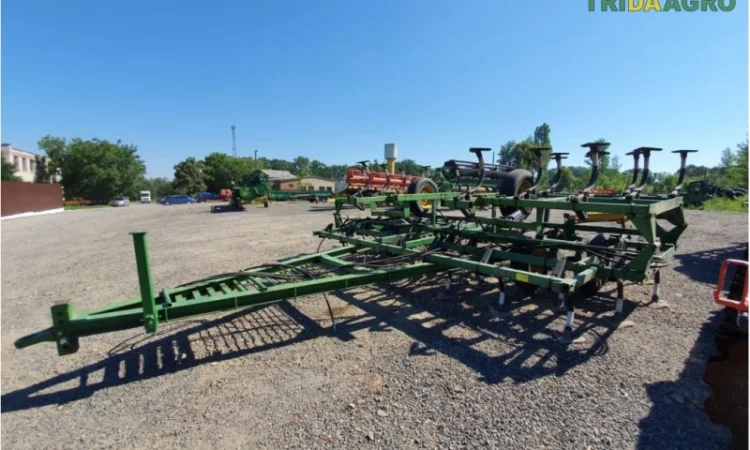 Культиватор john deere 1010 (2000) - фото № 4