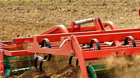 Культиватор передпосівний навісний AGRO-MASZ AU 3 - фото № 6