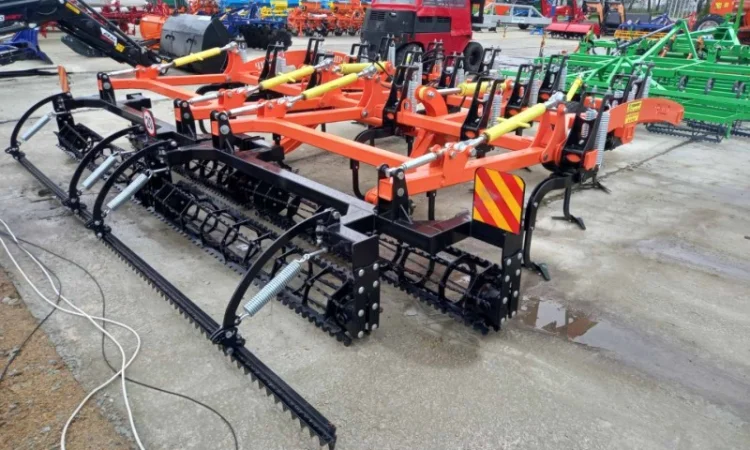 Культиватор ВЕПР 4, 2 причіпний з пружинним блоком захисту стійок - фото № 7