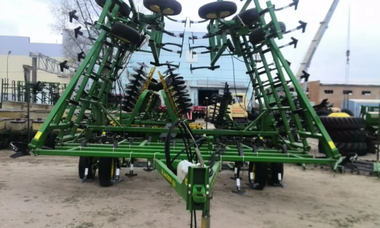 Продам культиватор John Deere 960 9-12 метров ширина захвата - фото № 1