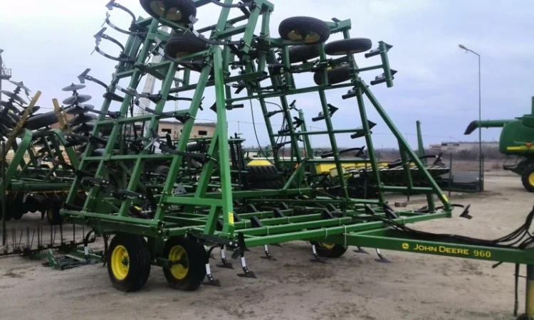 Продам культиватор John Deere 960 9-12 метров ширина захвата - фото № 2