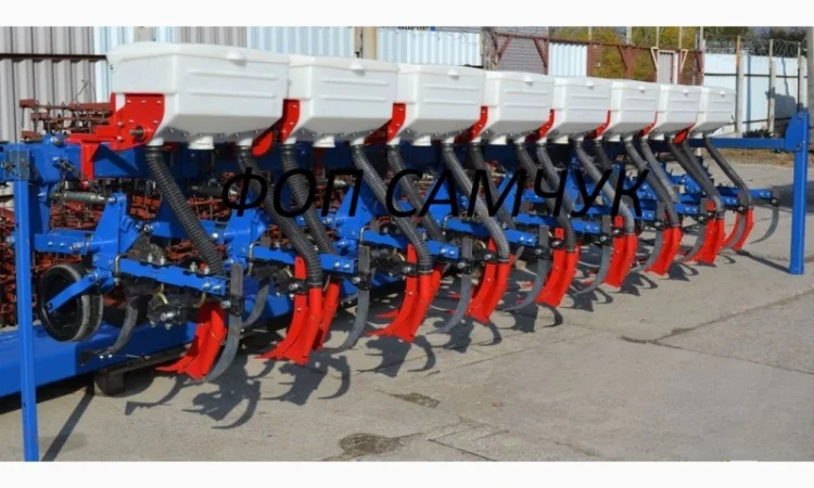 Культиватор КРН с удобрениями. Культиватор, банки для удобрения - фото № 1