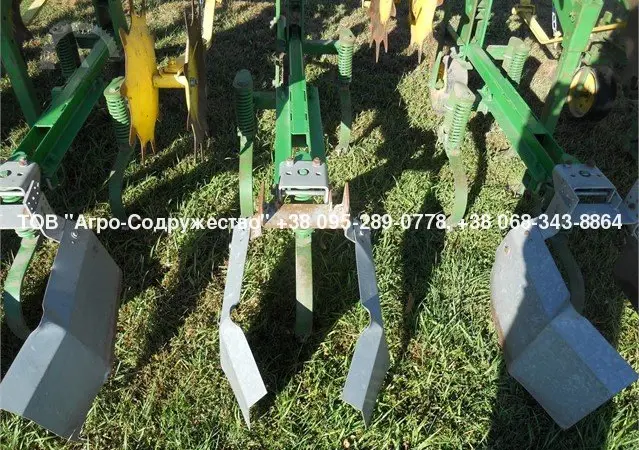 Из США Культиватор Пропашной – John Deere 845 /16 рядный - фото № 3