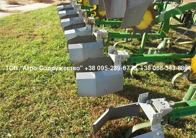 Из США Культиватор Пропашной – John Deere 845 /16 рядный - фото № 4