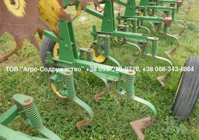 Из США - пропашной культиватор John Deere 825 /8 рядный - фото № 4