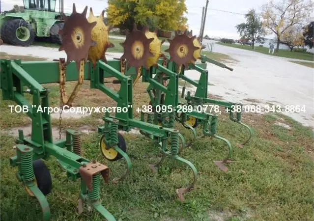 Из США - пропашной культиватор John Deere 825 /8 рядный - фото № 5