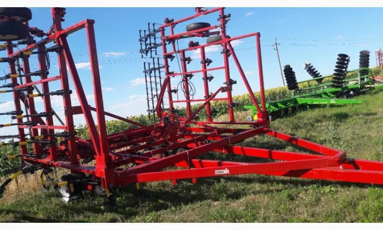 Культиватор 8-12 метров захвата б/у из США - фото № 2