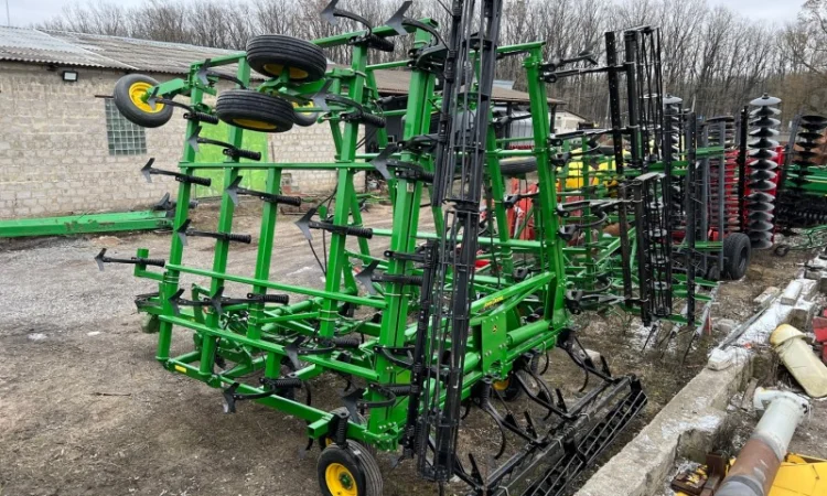 Продам Культиватор John Deere 4м - фото № 4