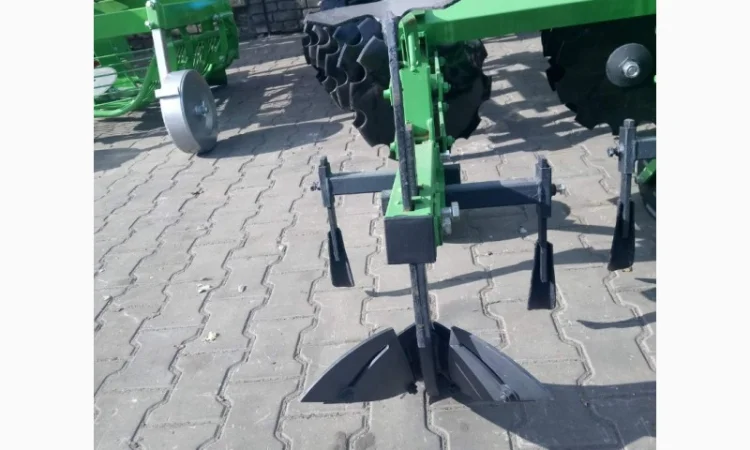 Культиватор міжрядний пропольник окучник полольник підгортач 3 5 секцій Бомет Польща - фото № 9