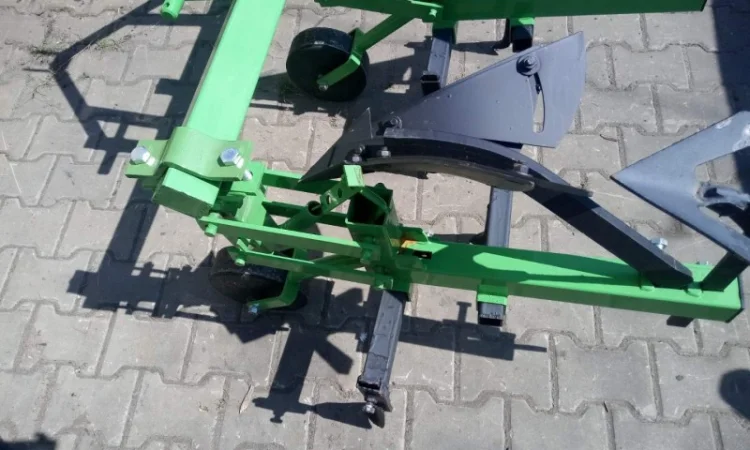 Культиватор міжрядний пропольник окучник полольник підгортач 3 5 секцій Бомет Польща - фото № 3