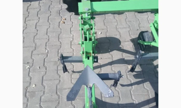 Культиватор міжрядний пропольник окучник полольник підгортач 3 5 секцій Бомет Польща - фото № 7