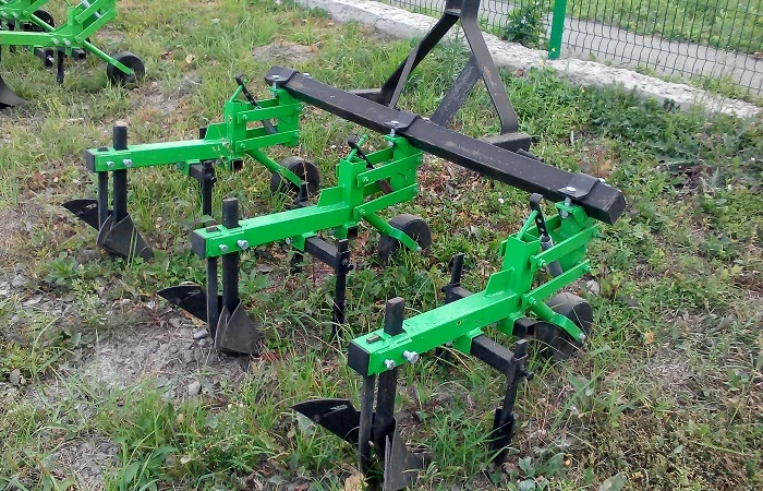 Трёх секционный окучник-полольник фирмы Bomet - фото № 2