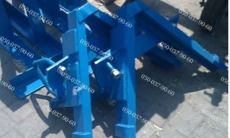 Замок/навеска на культиватор крн-5.6 заводской Замок навески культиватора КрН-5.6 КЛТ 00.4 - фото № 1