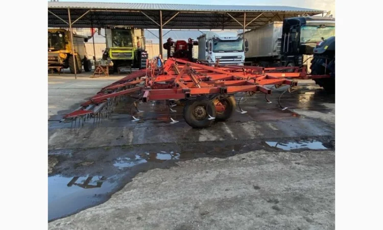 Культиватор Case IH 4900 - фото № 3