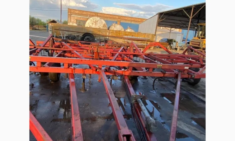 Культиватор Case IH 4900 - фото № 6